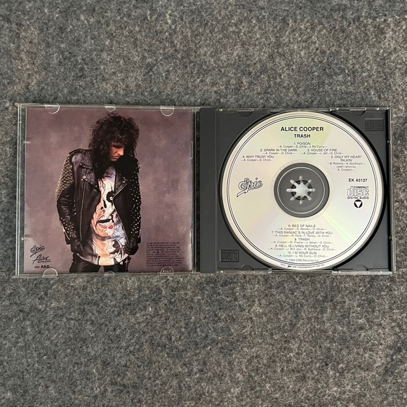 ALICE COOPER 1989 Trash CD CBS Records - Picture 2 of 7